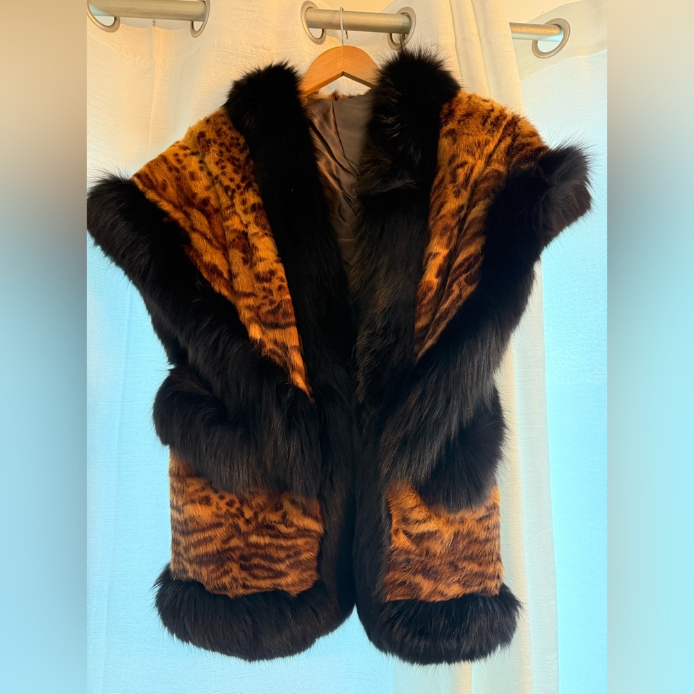 FABULOUS LEOPARD DYED MINK VEST WITH BLACK FOR TRIM